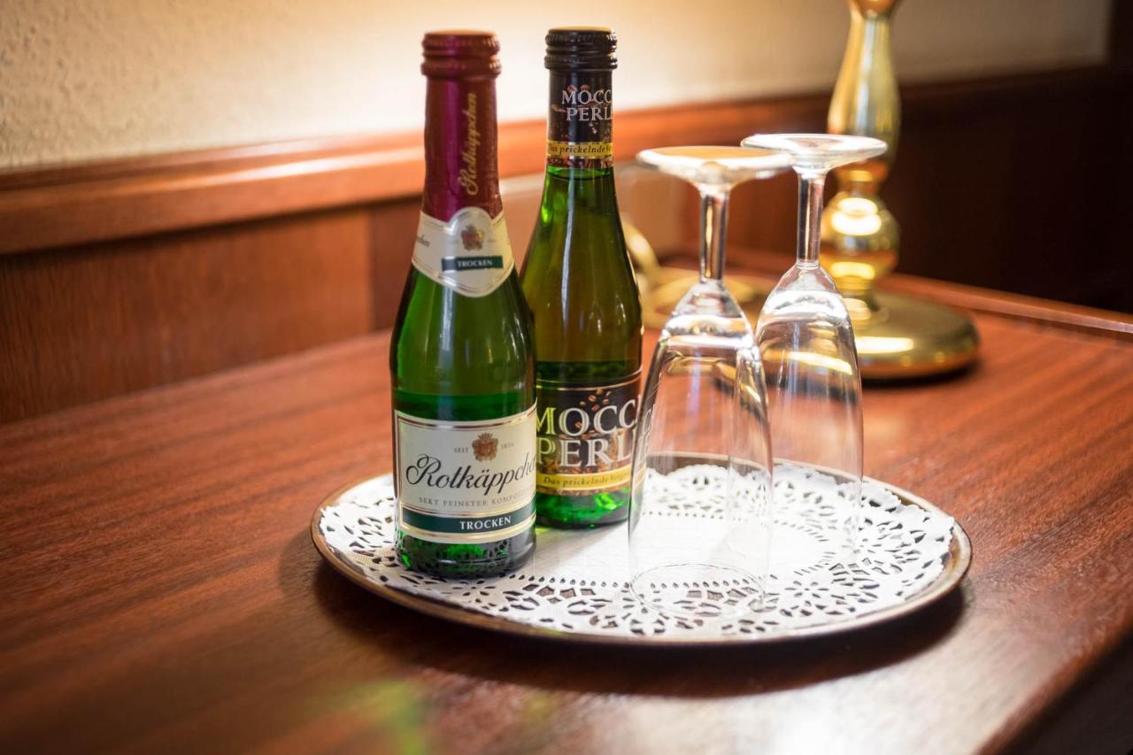 Hotel Altdeutsche Weinstuben 프레이버그 외부 사진
