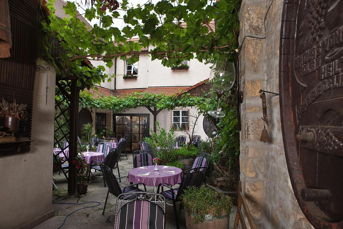 Hotel Altdeutsche Weinstuben 프레이버그 외부 사진